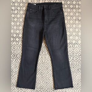 Gap kick fit high rise black wash jeans, raw hem, size 8R